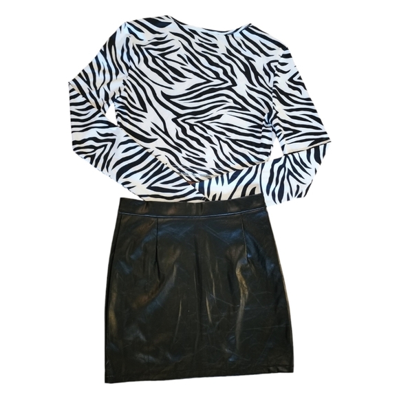 🔖Final Sale| Shein Faux Leather Black Mini Skirt and Zebra Print Top 2fer - Picture 2 of 5